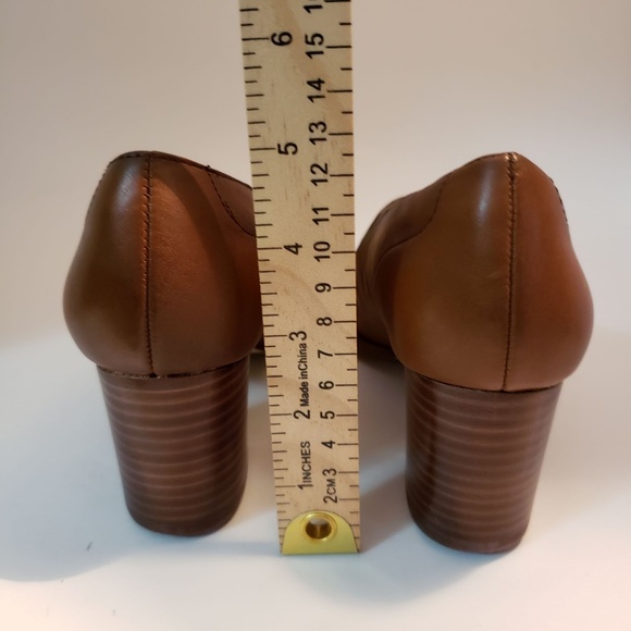 Isola Hailey tasseled loafer pumps - size 6.5 new with box - Picture 3 of 8